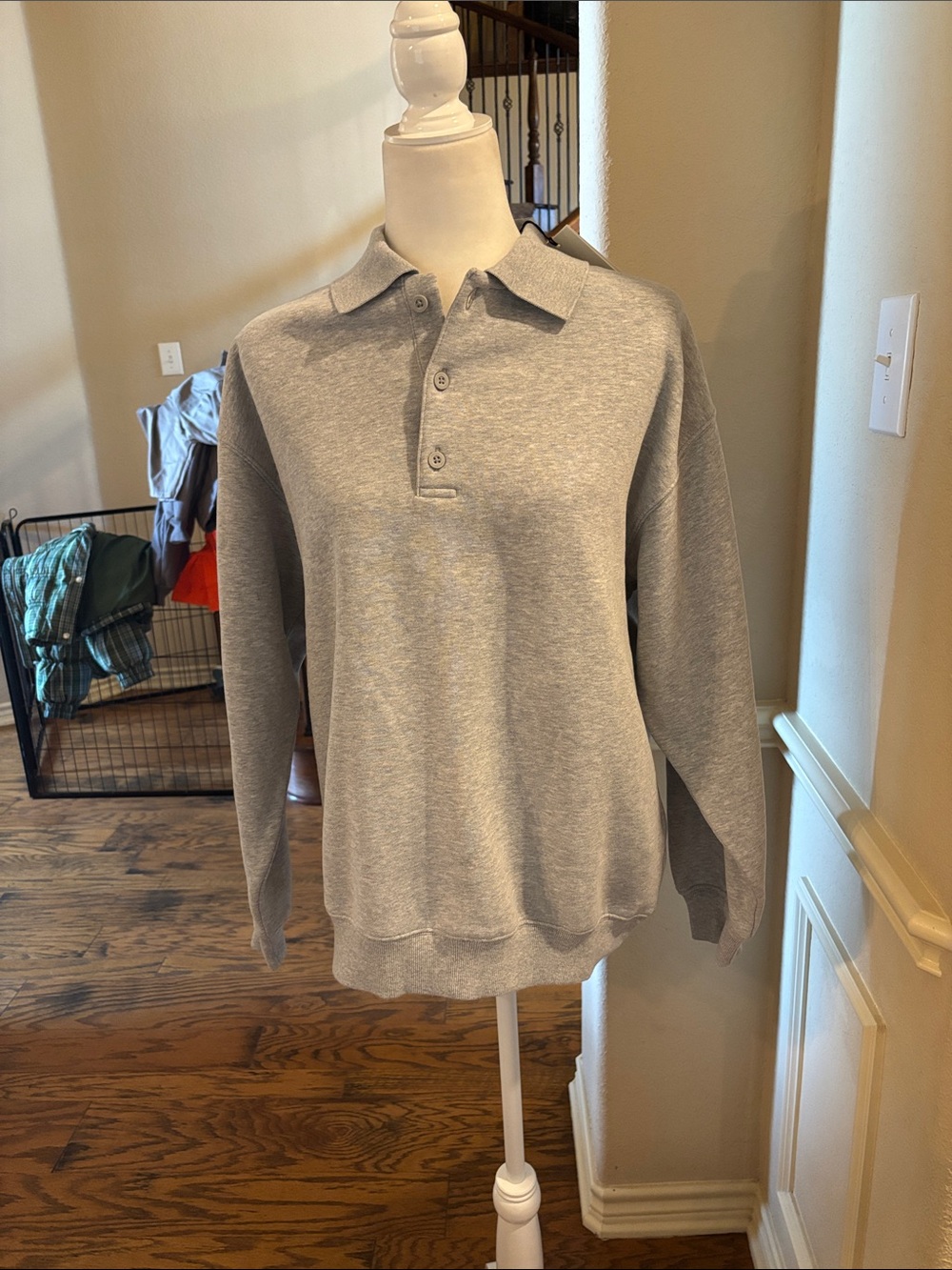 Brand New Women’s Aritzia Grey S Boyfriend SweetFleece MSRP $88